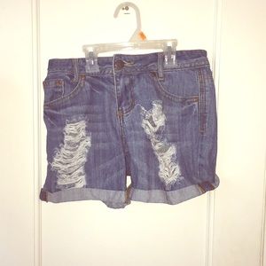 Midi Ripped jean shorts